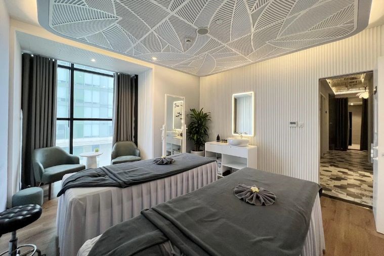 Peninsula Hotel Danang